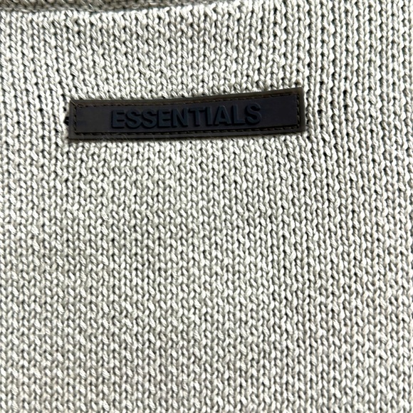 NWT Essentials Fear of God Sweater - Picture 6 of 8
